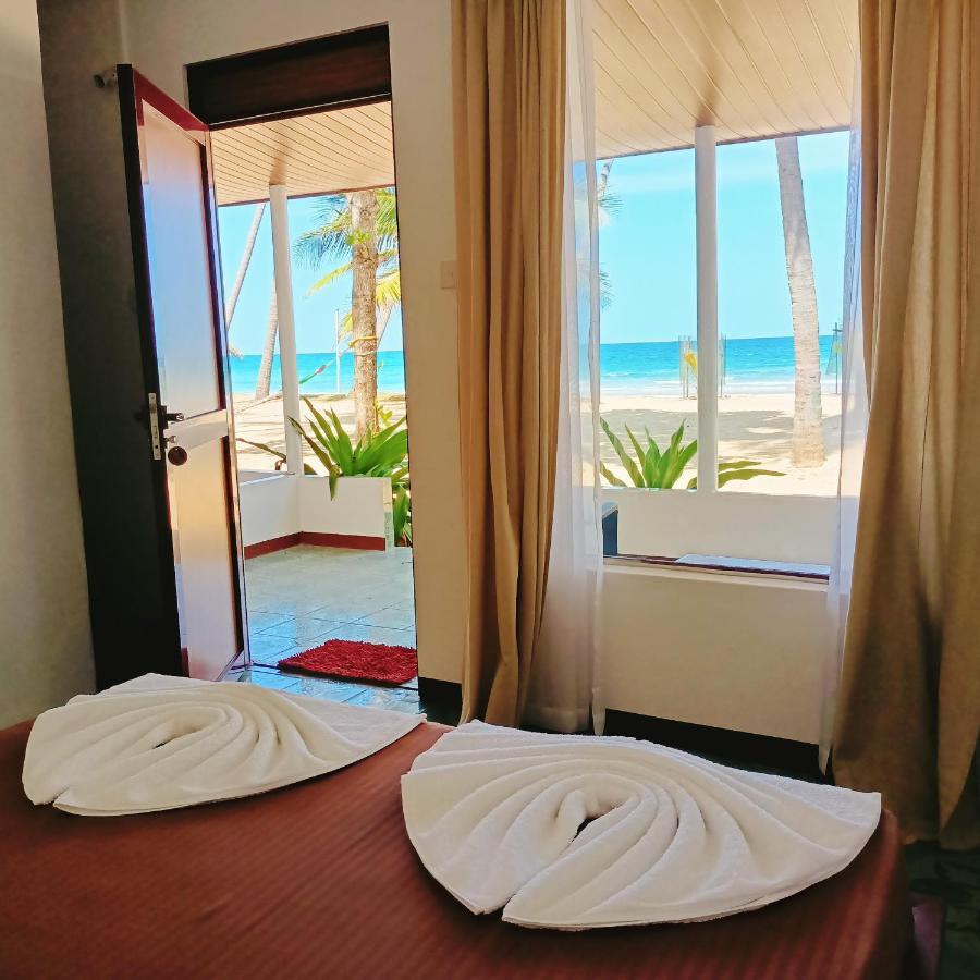 French Garden Pragash Beach Hotel Trincomalee Exterior foto