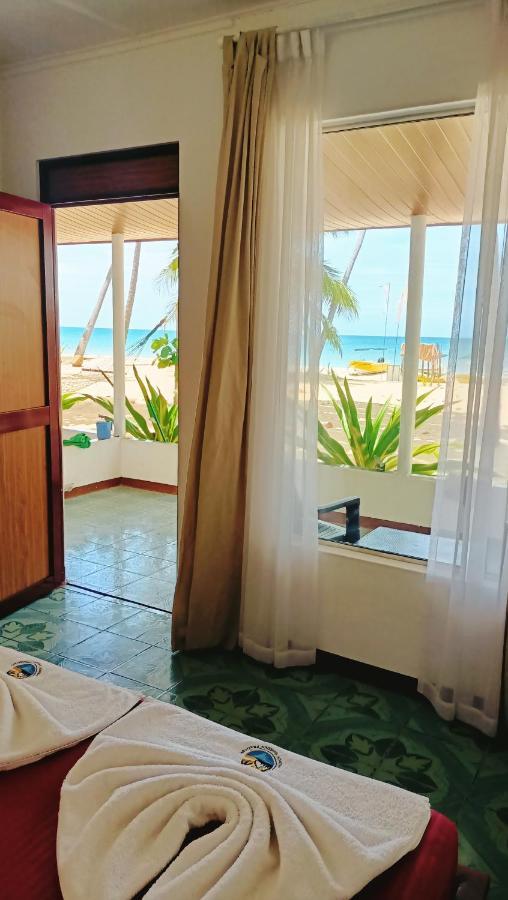 French Garden Pragash Beach Hotel Trincomalee Exterior foto